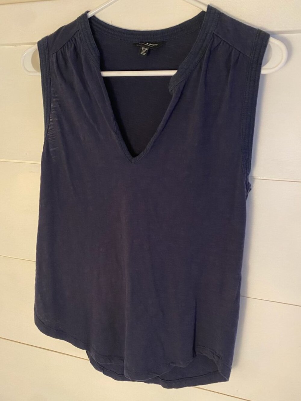 Lucky Brand Navy Blue Sleeveless Split Neck Tank Top XS